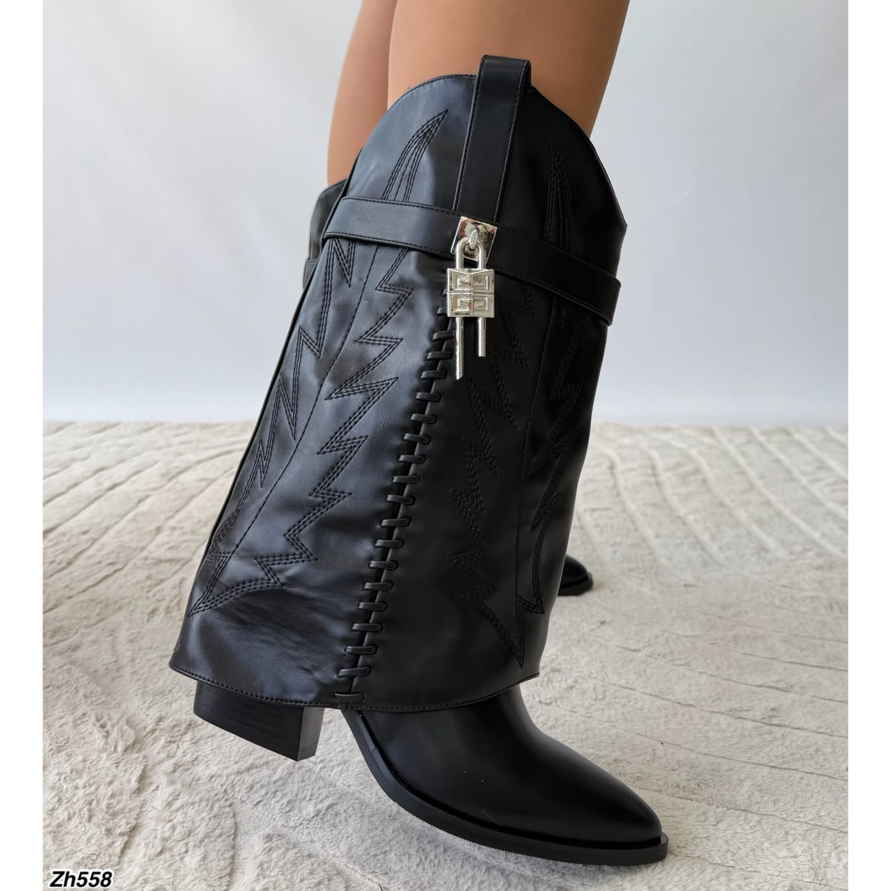 Bota texana negro doblez detalle plateado tacon 9cm HX3083-C1136